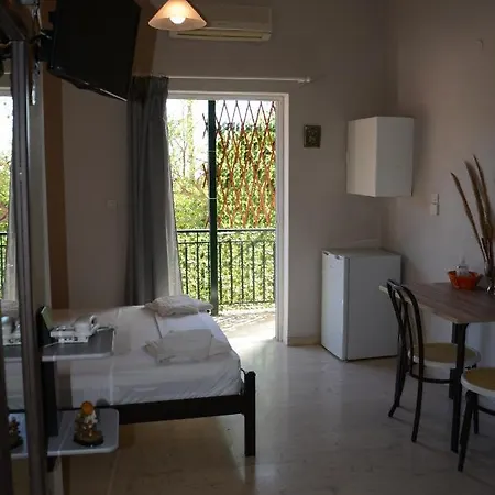 Thalis Апартаменты Скутарион