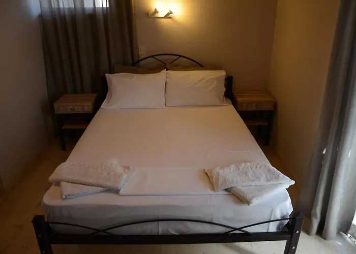 Thalis * Skoutárion