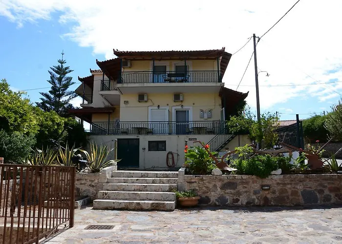 Thalis Appartement *